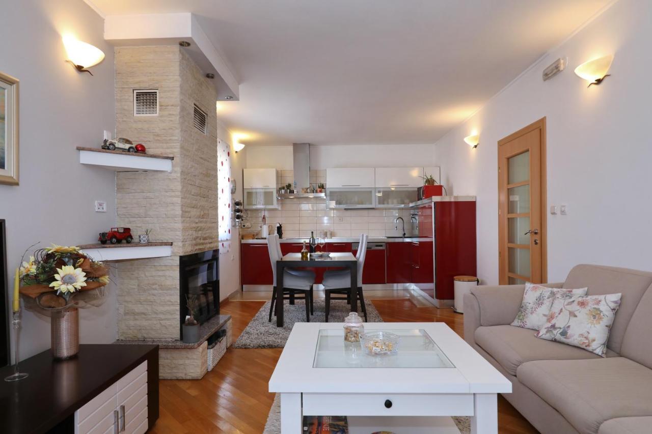 Sea Relaxing Apartment บาร์บินเย ภายนอก รูปภาพ